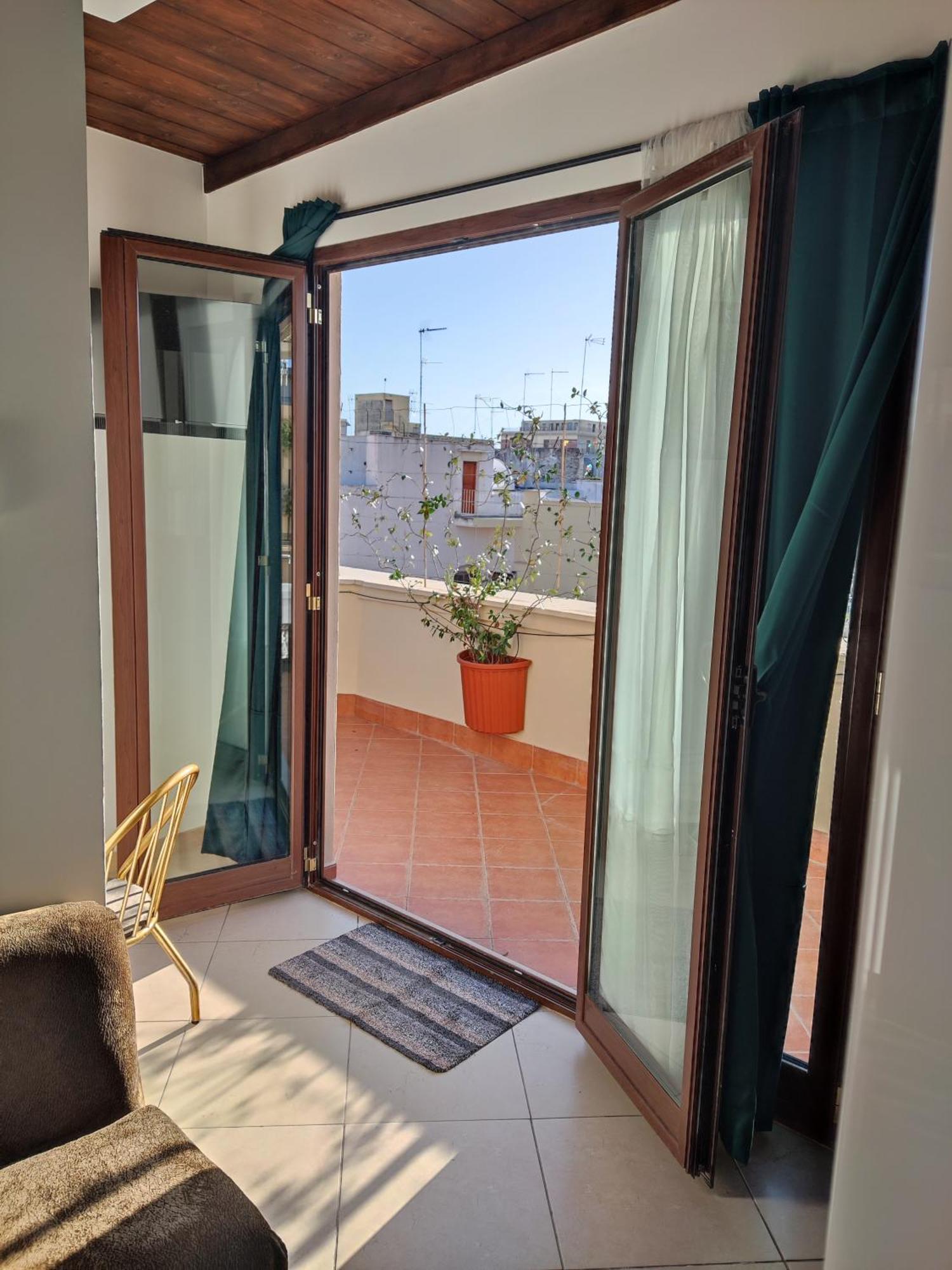 Trani Residence Extérieur photo
